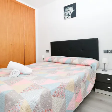 Apartamento Araco 3000 *